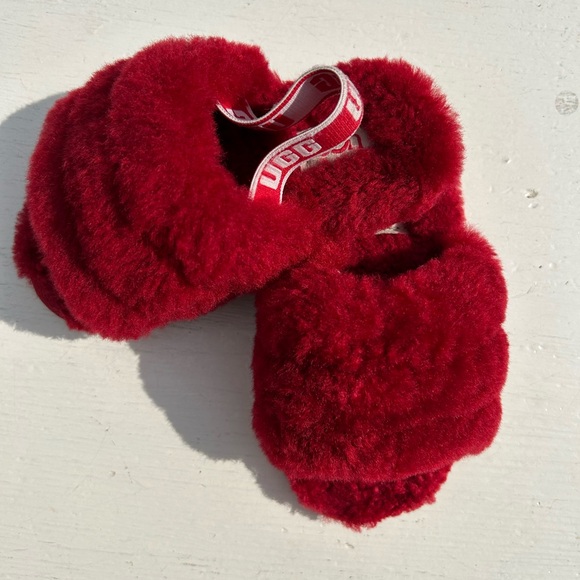 UGG Toddler Fluff Yeah Furry Fuzzy Sandals Ribbon Red $55 Size 9 - Picture 2 of 7